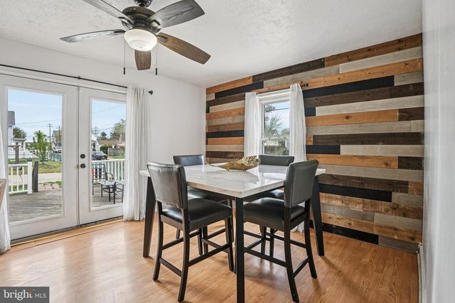 1013 N CHESTNUT ST, Paulsboro, NJ 08066