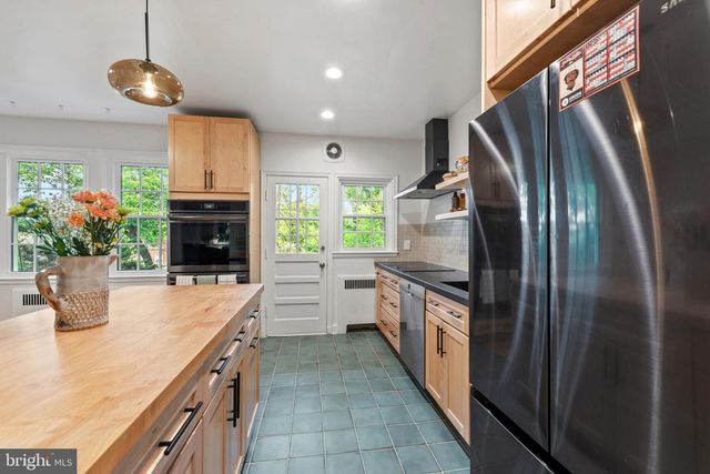 4212 WESTVIEW RD, Baltimore, MD 21218
