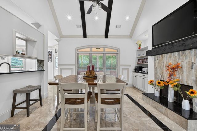1585 Leguin Mill Road, Locust Grove, GA 30248