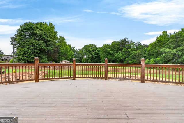 1585 Leguin Mill Road, Locust Grove, GA 30248