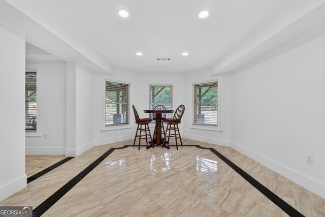 1585 Leguin Mill Road, Locust Grove, GA 30248