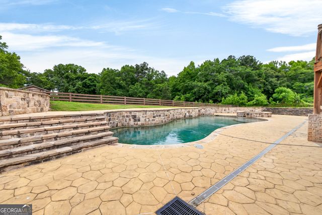 1585 Leguin Mill Road, Locust Grove, GA 30248