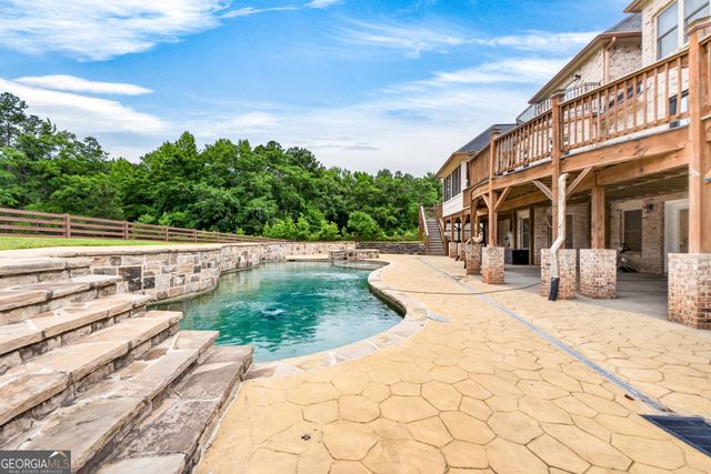 1585 Leguin Mill Road, Locust Grove, GA 30248