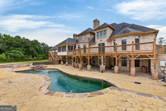 1585 Leguin Mill Road, Locust Grove, GA 30248