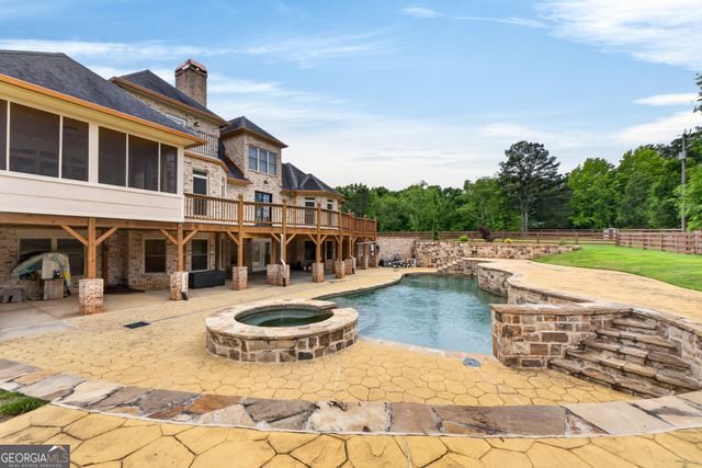 1585 Leguin Mill Road, Locust Grove, GA 30248