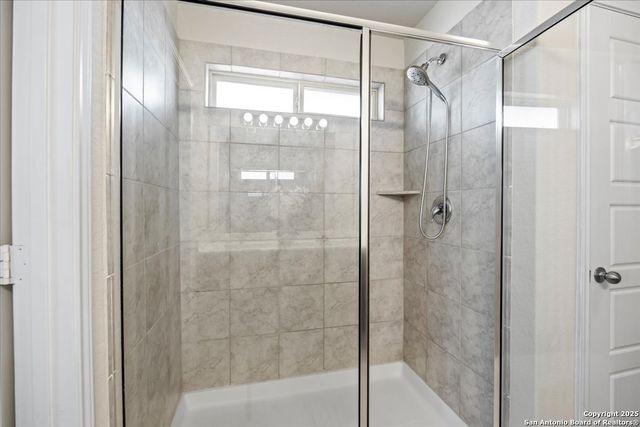 140 Whitetail Pass, San Antonio, TX 78253