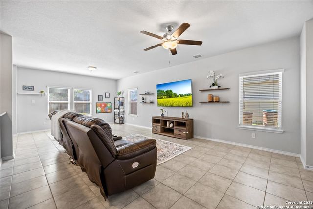 140 Whitetail Pass, San Antonio, TX 78253