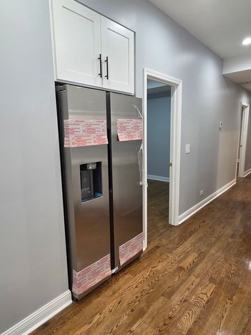 3128 S PARNELL Avenue, Chicago, IL 60616