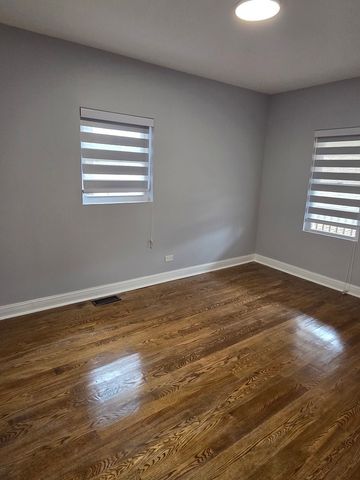3128 S PARNELL Avenue, Chicago, IL 60616