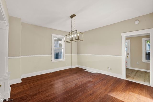 330 Chambers St, Phillipsburg Town, NJ 08865