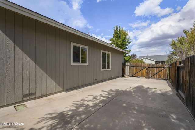 9548 Black Bear Drive, Reno, NV 89506