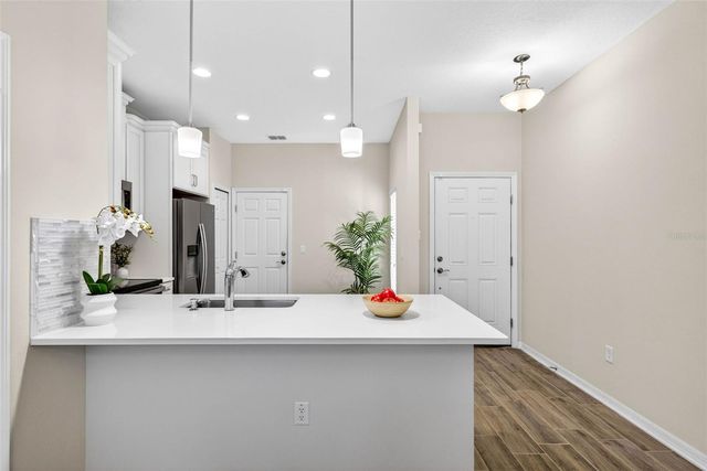 2464 STAPLEFORD PLACE, Wesley Chapel, FL 33543