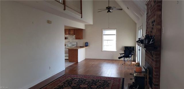 9033 Chriscoe LN, Gloucester, VA 23061