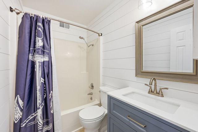 1607 Dolphin St., Garden City Beach, SC 29576