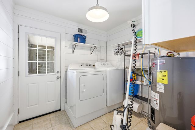 1607 Dolphin St., Garden City Beach, SC 29576