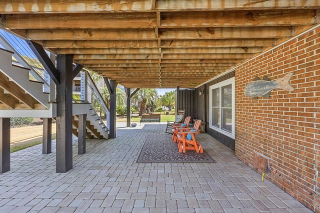 1607 Dolphin St., Garden City Beach, SC 29576
