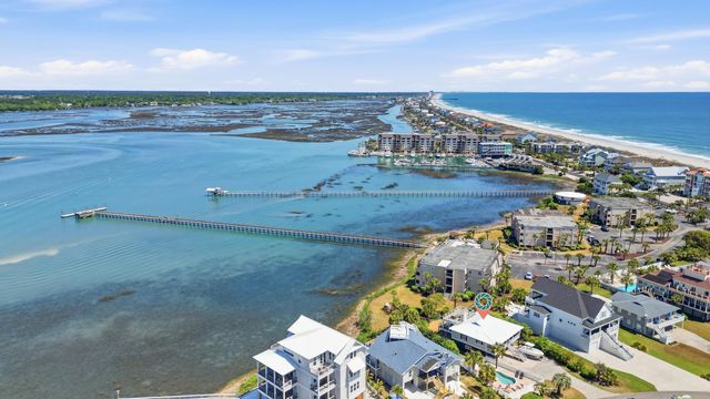 1607 Dolphin St., Garden City Beach, SC 29576
