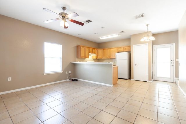 2326 Webberville RD B, Austin, TX 78702