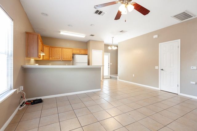 2326 Webberville RD B, Austin, TX 78702