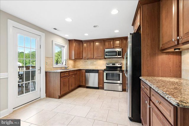 8350 SYCAMORE RD, Millersville, MD 21108