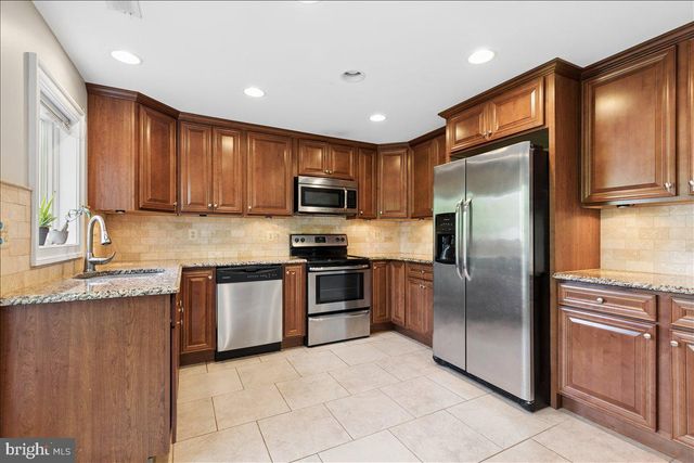 8350 SYCAMORE RD, Millersville, MD 21108
