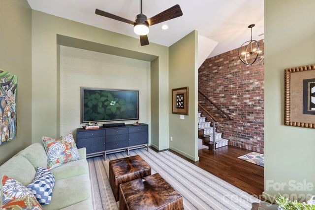 2829 N Brevard Street, Charlotte, NC 28205