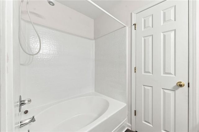 3055 Lakeside Circle, Covington, GA 30016