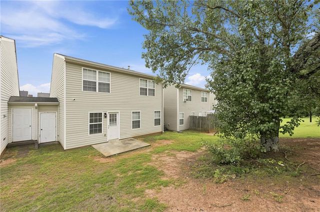 3055 Lakeside Circle, Covington, GA 30016