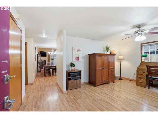 13016 Ne 96TH Way, Vancouver, WA 98682