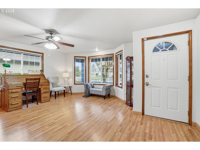 13016 Ne 96TH Way, Vancouver, WA 98682