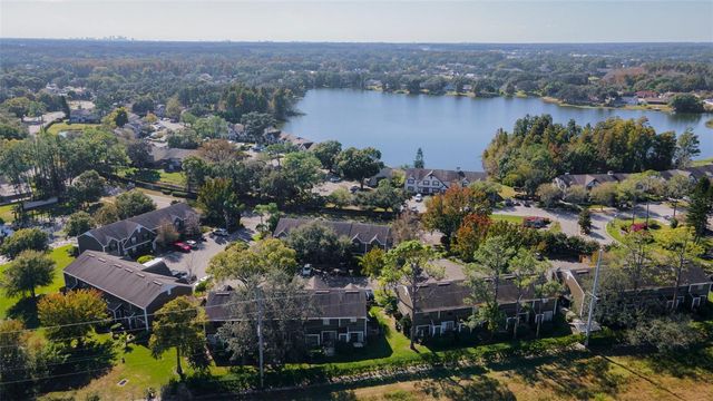 16545 BRIGADOON DRIVE, Tampa, FL 33618