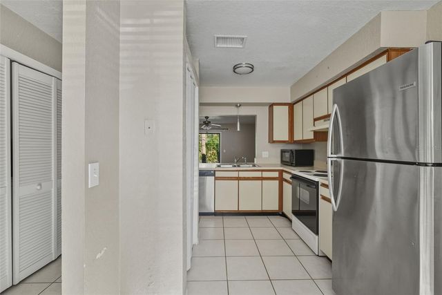 16545 BRIGADOON DRIVE, Tampa, FL 33618