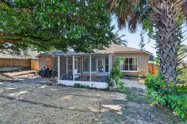 131 MADRONA DRIVE, Eustis, FL 32726