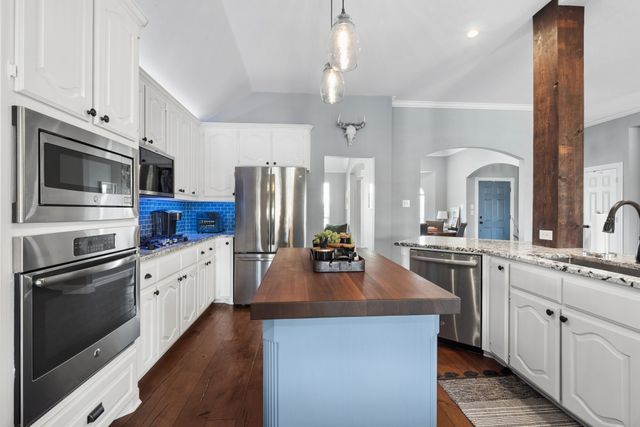 945 Scarlett Drive, Lucas, TX 75002