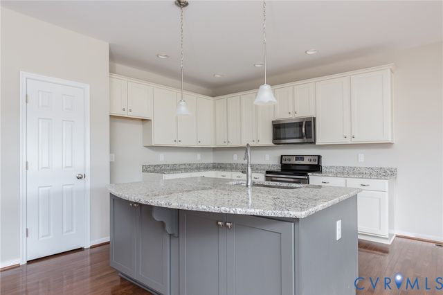 8595 Leanne Ln, Mechanicsville, VA 23116