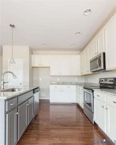 8595 Leanne Ln, Mechanicsville, VA 23116