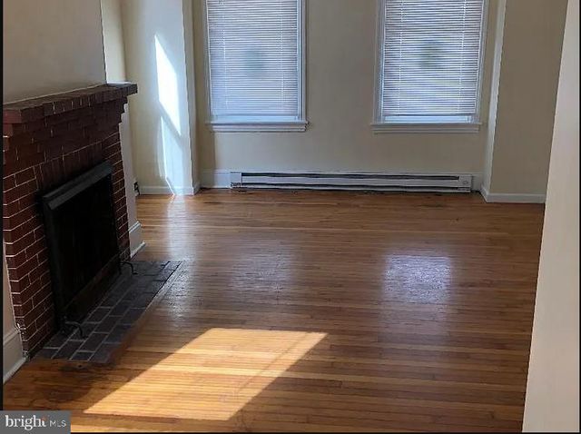 228 E MAIN ST, Elkton, MD 21921