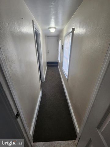 228 E MAIN ST, Elkton, MD 21921