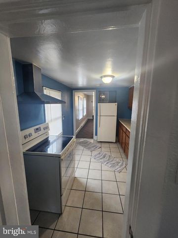 228 E MAIN ST, Elkton, MD 21921