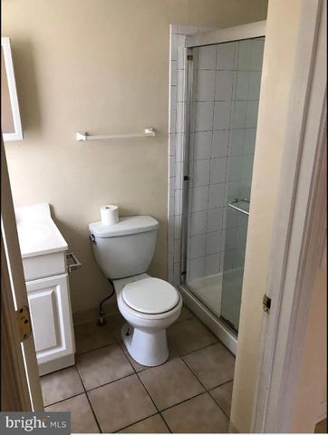 228 E MAIN ST, Elkton, MD 21921