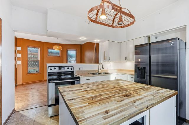 1219 Morgan Avenue N, Minneapolis, MN 55411