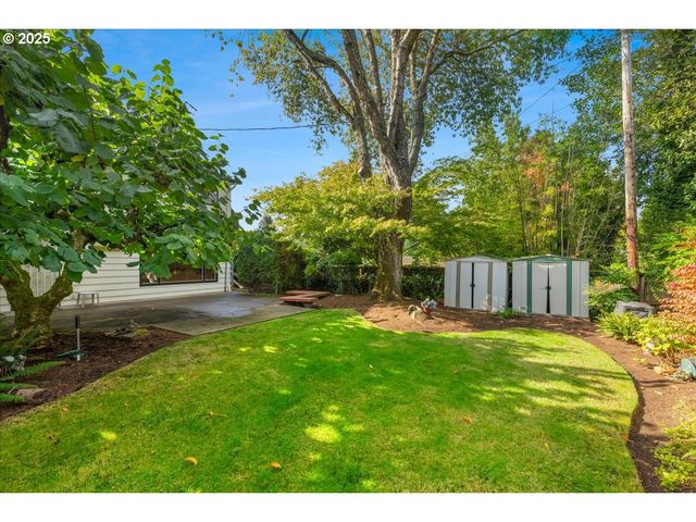 8495 Sw KATHERINE Ln, Portland, OR 97225