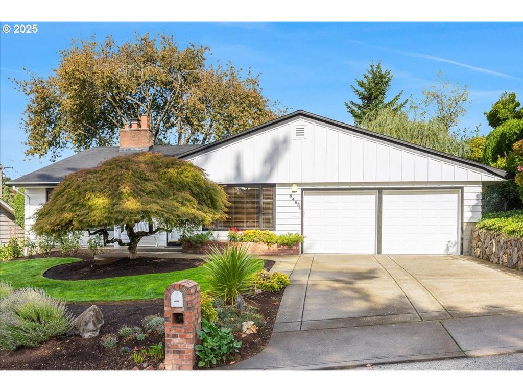 8495 Sw KATHERINE Ln, Portland, OR 97225
