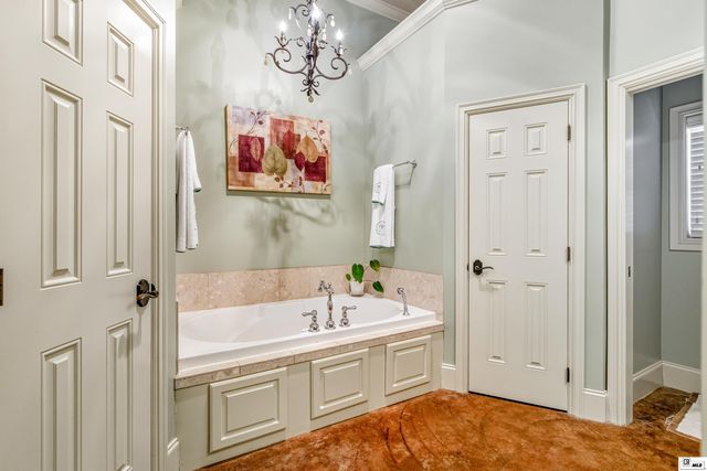 204 FRENCHMANS BEND PLACE, Monroe, LA 71201