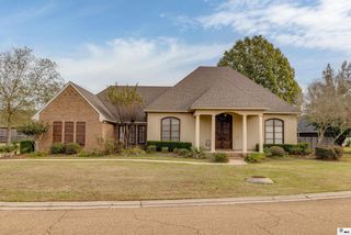 204 FRENCHMANS BEND PLACE, Monroe, LA 71201