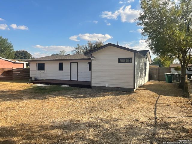 323 Stimmel, San Antonio, TX 78227