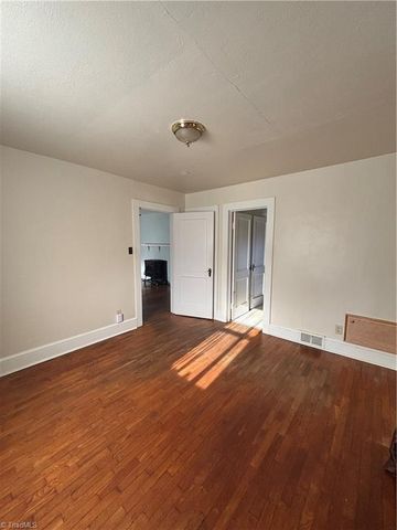 137 Vogler Drive, Winston-salem, NC 27107