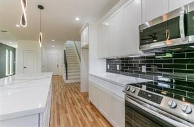 7330 Krueger Road A and B, Houston, TX 77033
