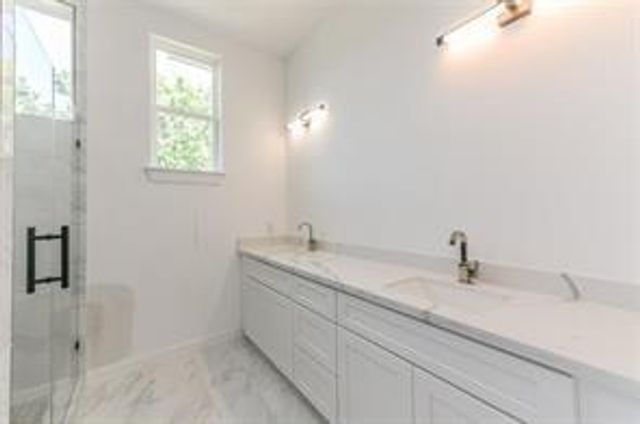 7330 Krueger Road A and B, Houston, TX 77033