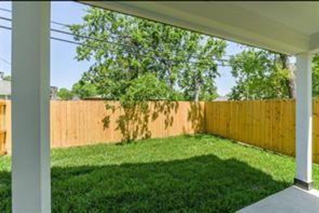7330 Krueger Road A and B, Houston, TX 77033
